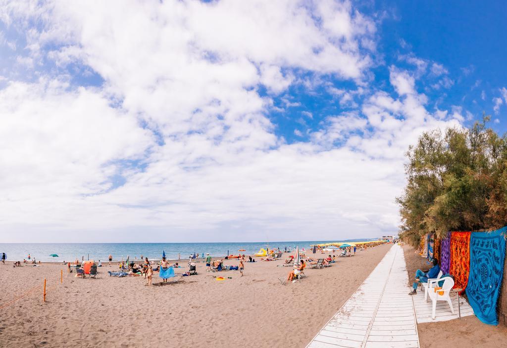 Camping Casa Di Caccia มารินา ดิ บิบโบนา ภายนอก รูปภาพ